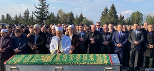 Özgür Özel, CHP Osmaniye İl Başkanı Döğüşcü'nün cenazesine katıldı