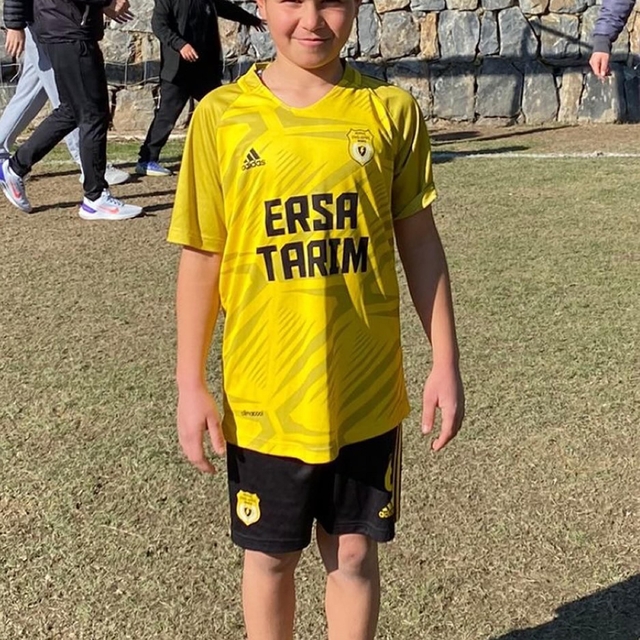 Kuzenlerinin silahlı kavgasında başından vurulan 10 yaşındaki Nazım, öldü