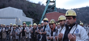 Zonguldak'ta madenciler, 6 Şubat'taki depremlerde hayatını kaybedenleri dua...