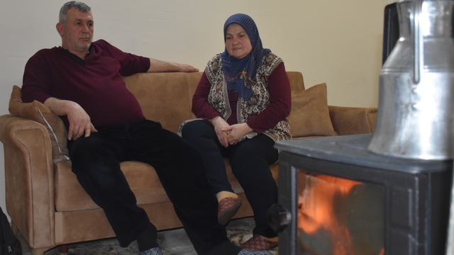 Hatay'da depremlerde 40 yakınını kaybeden çift Gümüşhane'de yaşama tutundu