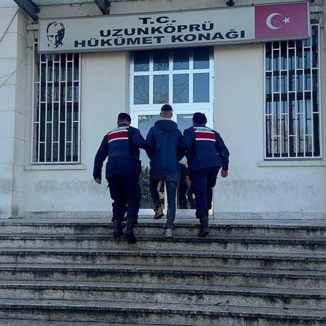 Edirne'de 3 yıl 9 ay kesinleşmiş cezası bulunan hükümlü yakalandı