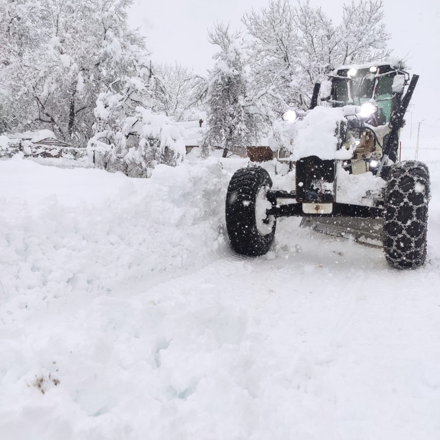Artvin´de 119 köy yolu kardan kapandı