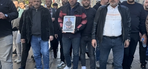 İzmir'de taksi şoförleri meslektaşlarının öldürülmesini protesto etti