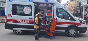 Samsun'da motosikletin çarptığı 2 kişi yaralandı