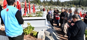 Osmaniye'de asri mezarlıkta 6 Şubat anması
