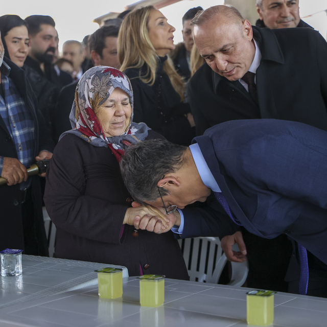 CHP Genel Başkanı Özel, Nurdağı'nda konuştu: