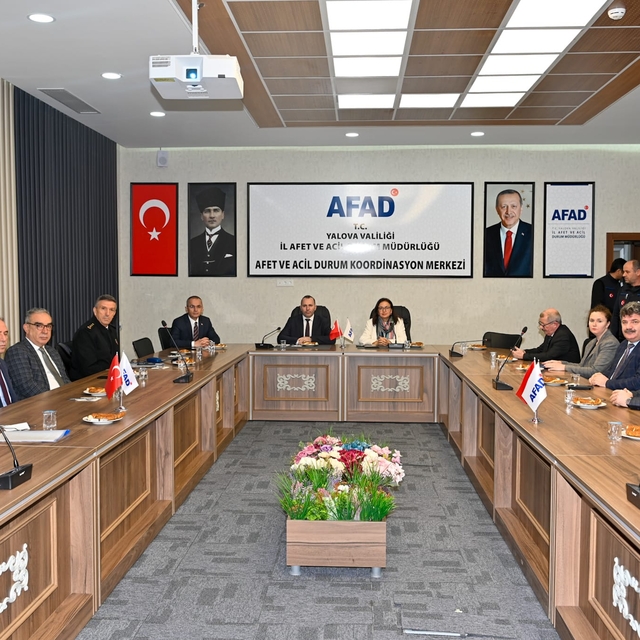 Yalova Valisi Kaya, Türkiye Afet Müdahale Planı toplantısında konuştu: