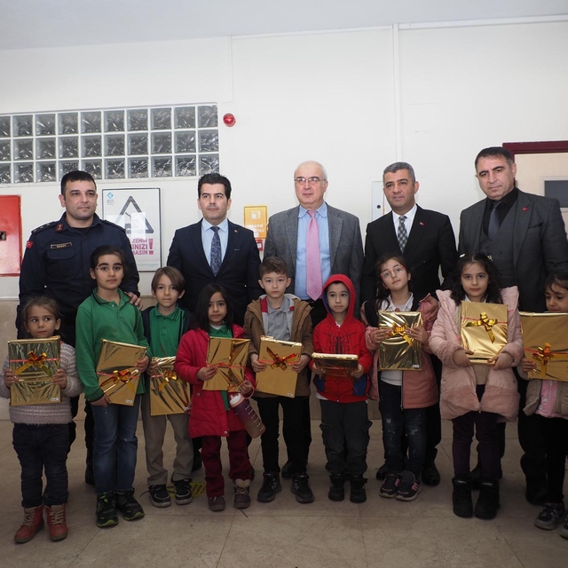 Nazilli'de depremzede öğrenciler için etkinlik düzenlendi