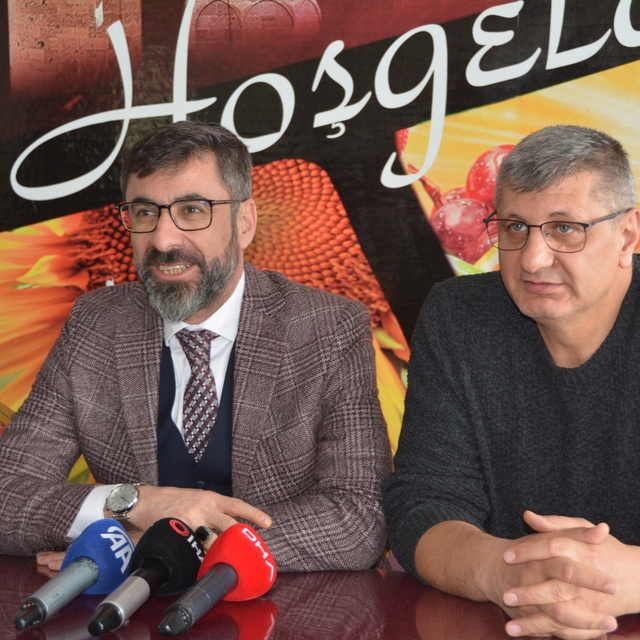 AK Parti Bitlis Belediye Başkanı Tanğlay, gazetecilerle buluştu