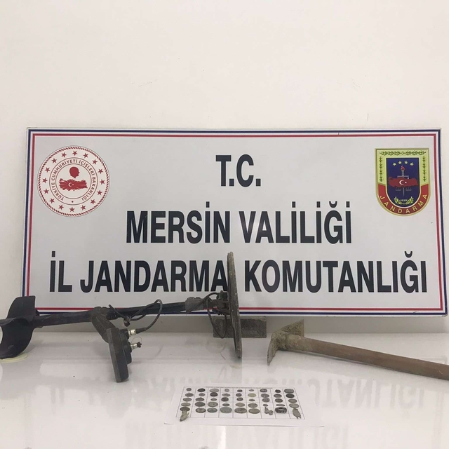 Tarihi eser kaçakçısı Roma ve Bizans dönemi eserleri ile yakalandı