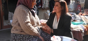 Aydın Büyükşehir Belediyesi Başkan adayı Çerçioğlu pazar yerini gezdi