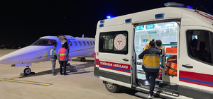 Aydın'da iki hasta ambulans uçakla hastaneye ulaştırıldı