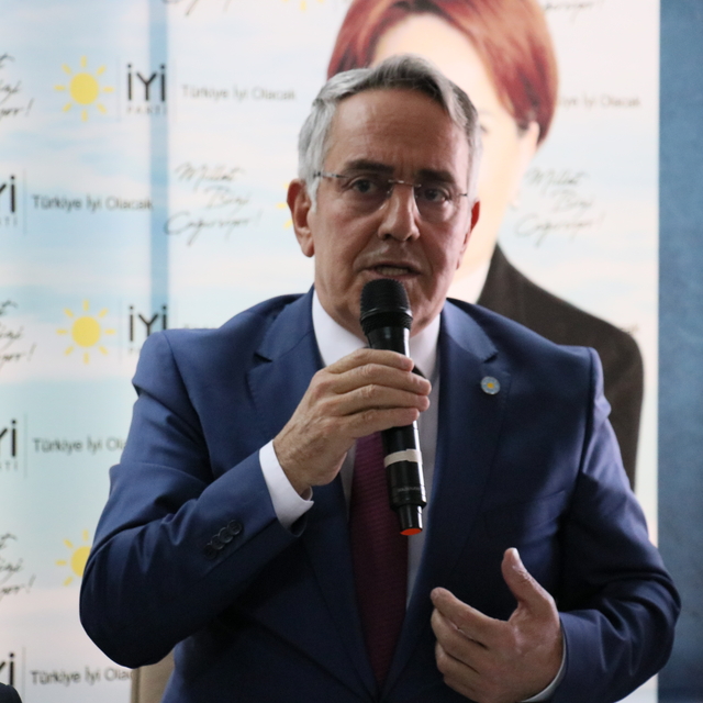 İYİ Parti Atakum Belediye Başkan adayı Adem Bektaş oldu