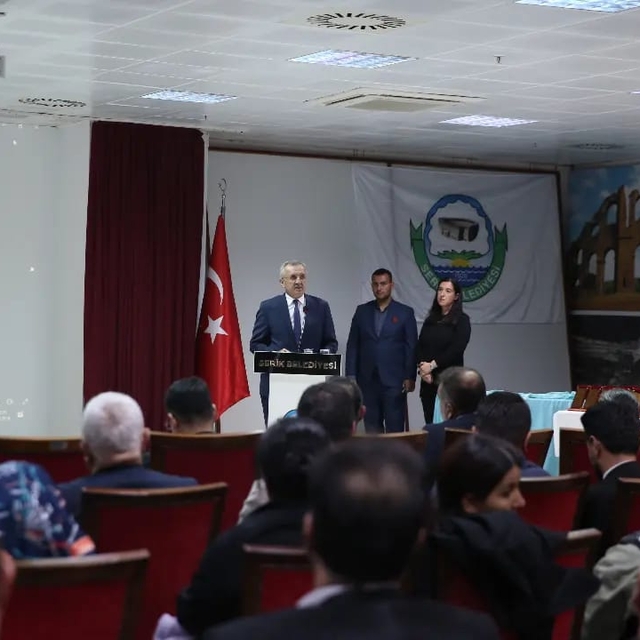 Serik'te depremde yaşamını yitirenler anıldı