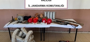 Afyonkarahisar'da kaçak kazı yapan 2 şüpheli yakalandı