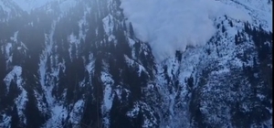 Rize'de çığ düşme anı kamerada