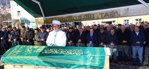 Artvin'de çığ altında kalan iş makinesi operatörünün cenazesi defnedildi