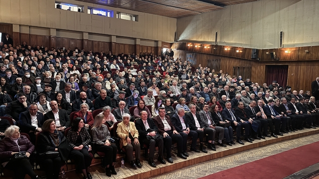 CHP'nin Çorum Belediye Başkan Adayı Çöphüseyinoğlu, kamuoyuna tanıtıldı