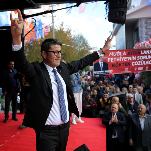 Muğla Büyükşehir Belediye Başkan adayı Ayaydın, Fethiye'de SKM açılışına ka...