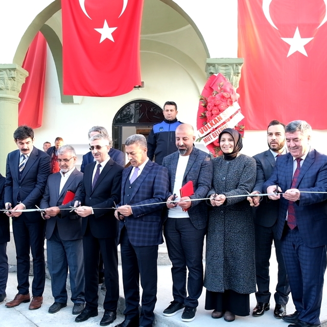 Mersin'de Tatbikat Cami ibadete açıldı