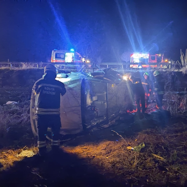 Konya'da devrilen otomobildeki 3 kişi öldü, 3 kişi yaralandı