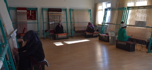 Gümüşhane'de kadınlar "Kelkit zilli kilimi" dokuyarak aile ekonomisine katkı sağlıyor