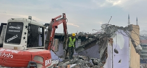 Iğdır'da 4 yılda 800 metruk bina yıkıldı