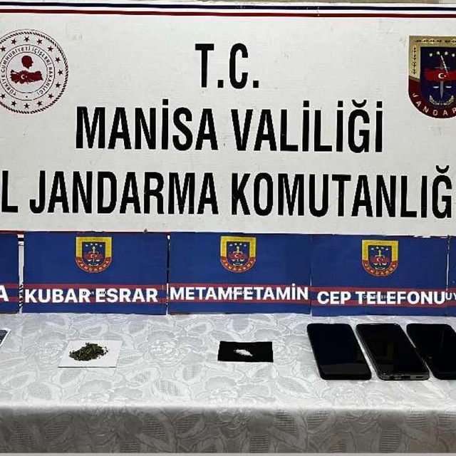 Salihli'deki uyuşturucu operasyonunda 4 kişi yakalandı