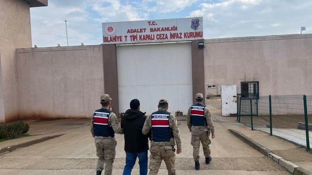 Gaziantep'te uyuşturucu operasyonunda gözaltına alınan zanlı tutuklandı