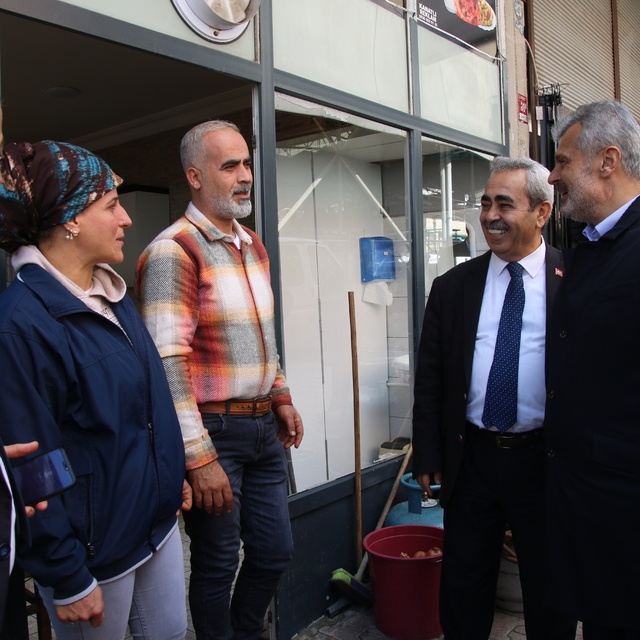 AK Parti Hatay Büyükşehir Belediye Başkan adayı Öntürk'ten, Altınözü'ne ziy...