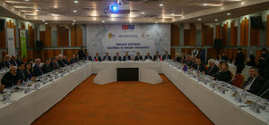 İzmir'de "Mesleki Eğitimde Sektörel İş Birliği Toplantısı" düzenlendi