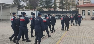 Konya'da TMO'ya ait depolardan buğday çalınmasıyla ilgili 2 zanlı tutukland...