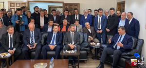 İzmir Büyükşehir Belediye Başkanı adayı Tugay'dan İzmir Esnaf Birliğine ziy...