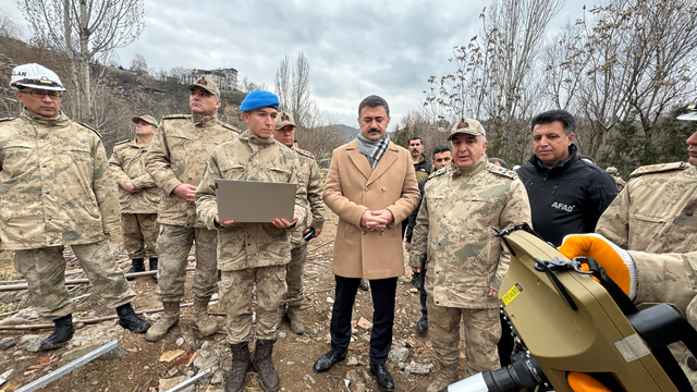 Jandarma Genel Komutan Yardımcısı Korgeneral Koç, Tunceli'de ziyaretlerde bulundu