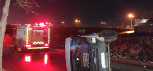 Manisa'da midibüsün devrilmesi sonucu 7 kişi yaralandı