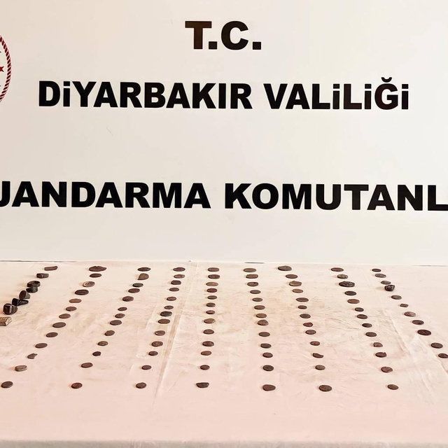 Diyarbakır'da tarihi eser operasyonunda 2 şüpheli yakalandı