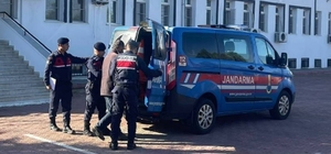 Gaziantep'te trafik levhalarını çalarken yakalanan şüpheli tutuklandı