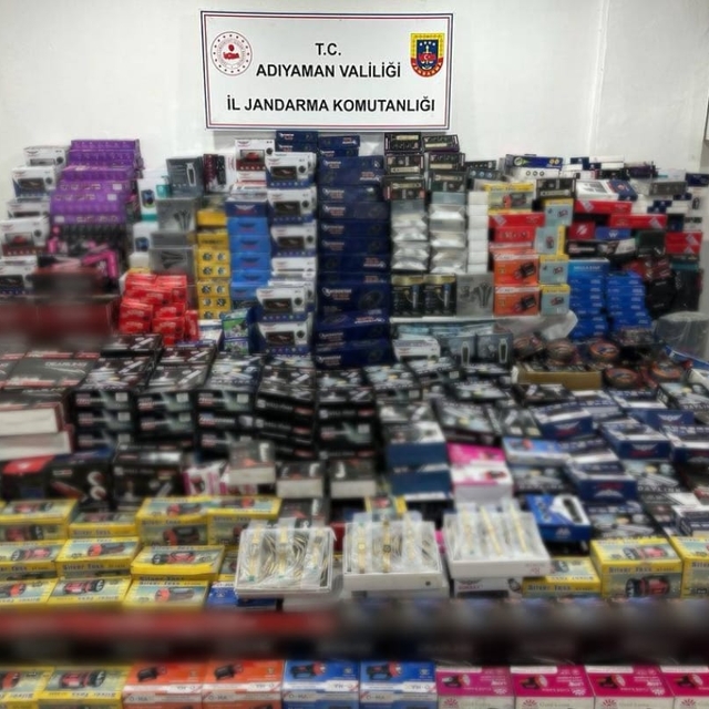 Adıyaman'da kaçakçılık operasyonunda 2 şüpheli yakalandı