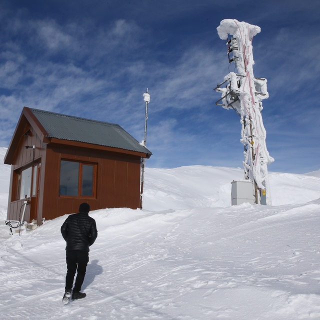 Hakkari'de soğuk hava etkisini sürdürüyor