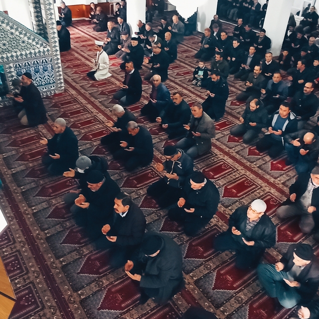 Yeşilyurt Kaymakamlığı "asrın felaketi"nde ölenler için Kur'an okuttu