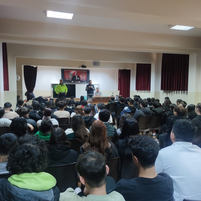 Antalya'da "güvenli okullar" projesi kapsamında seminer düzenlendi