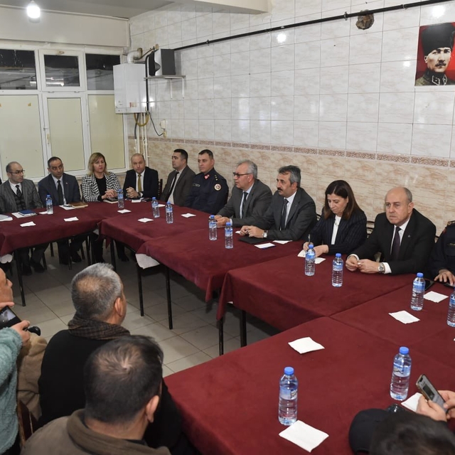 Edirne Valisi Sezer, Keşan'da ziyaretlerde bulundu