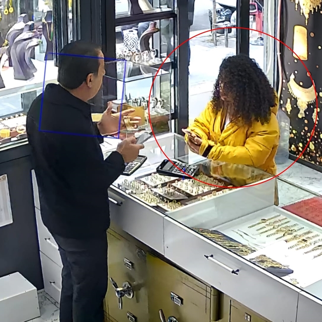 Sahte bilezikleri kuyumcuya satmaya çalıştı; o anlar kamerada