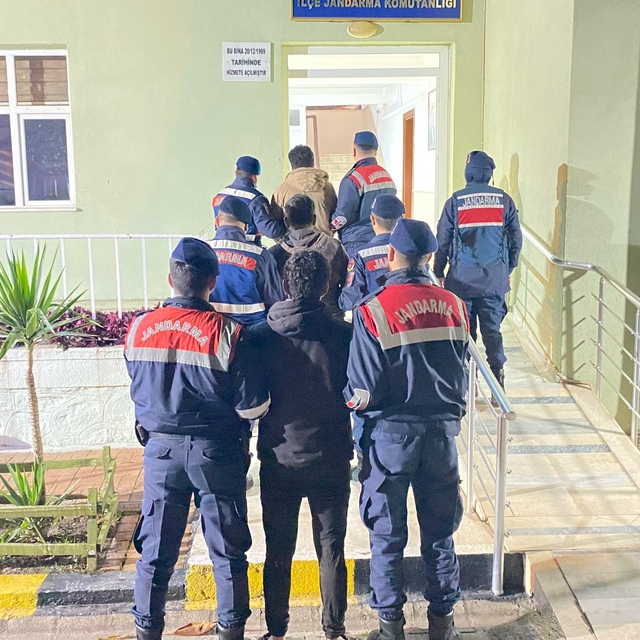 Antalya'da aranan 3 cinayet şüphelisi yakalandı