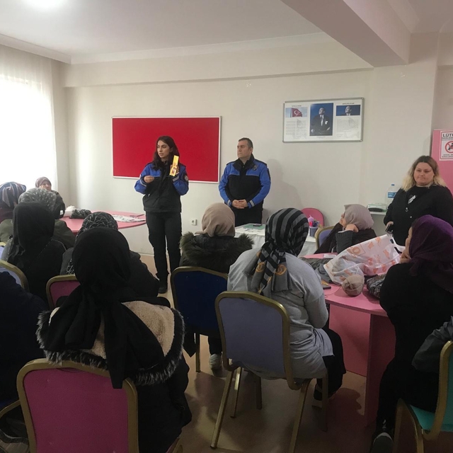 Samsun Emniyetinden vatandaşlara bilgilendirme çalışması
