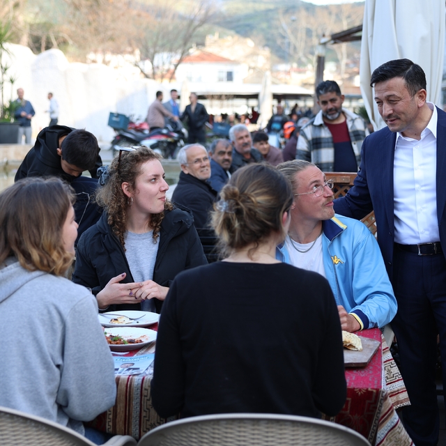 AK Parti İzmir Büyükşehir Belediye Başkan adayı Dağ, Selçuk'ta incelemelerd...