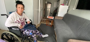 Depremde enkazdan kurtarılan Ayşegül yeniden yürüyebilmek için destek bekli...