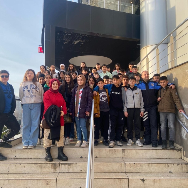 Tekirdağ'da öğrenciler "Sadık Ahmet" filmini izledi
