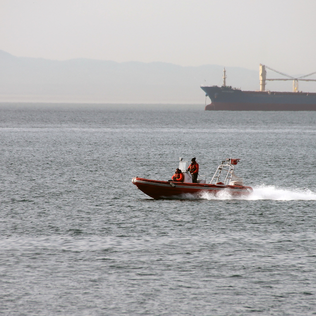 Zonguldak'ta batan geminin kayıp 7 personelini arama çalışmaları sürüyor