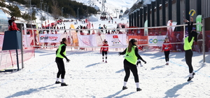 Üniversiteler Arası Türkiye Kar Voleybolu Şampiyonası, Erzurum'da başladı